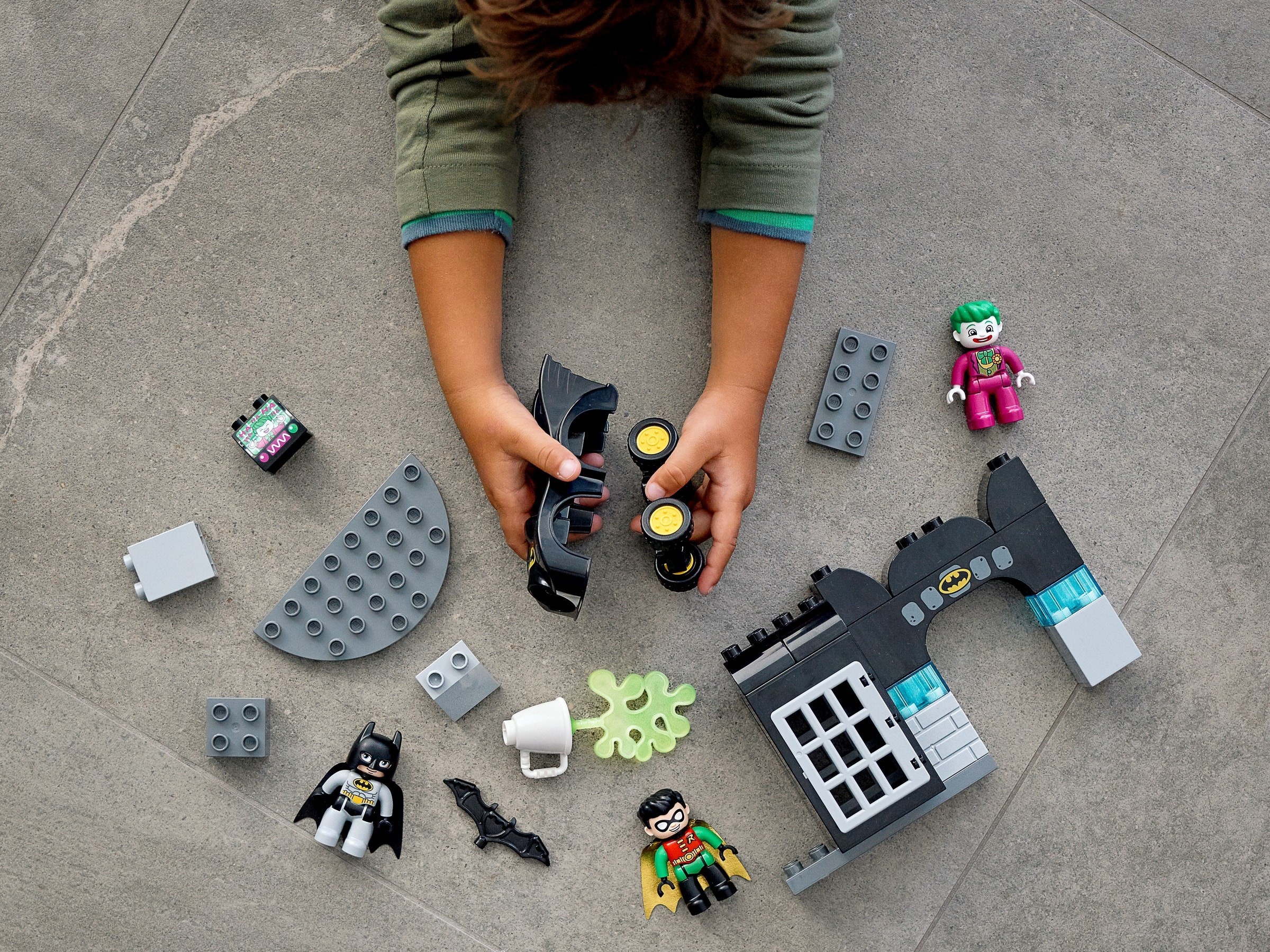 LEGO DUPLO Batman Batcave 10919 - Image 8